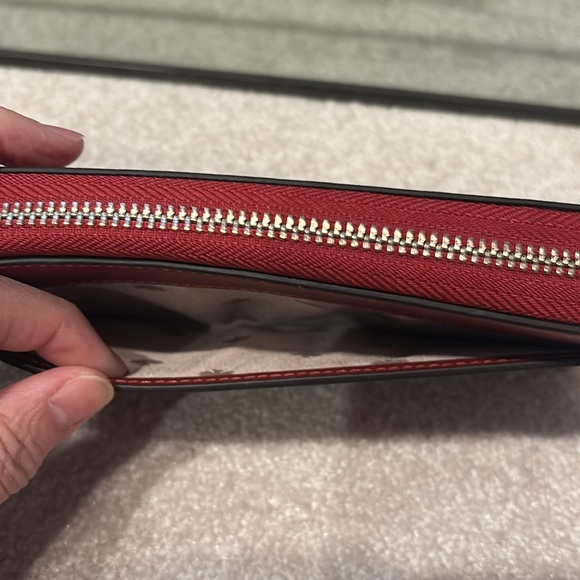 Kate spade wallet burgundy leather NWOT - Picture 3 of 6